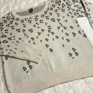 Gap cheetah print sweater